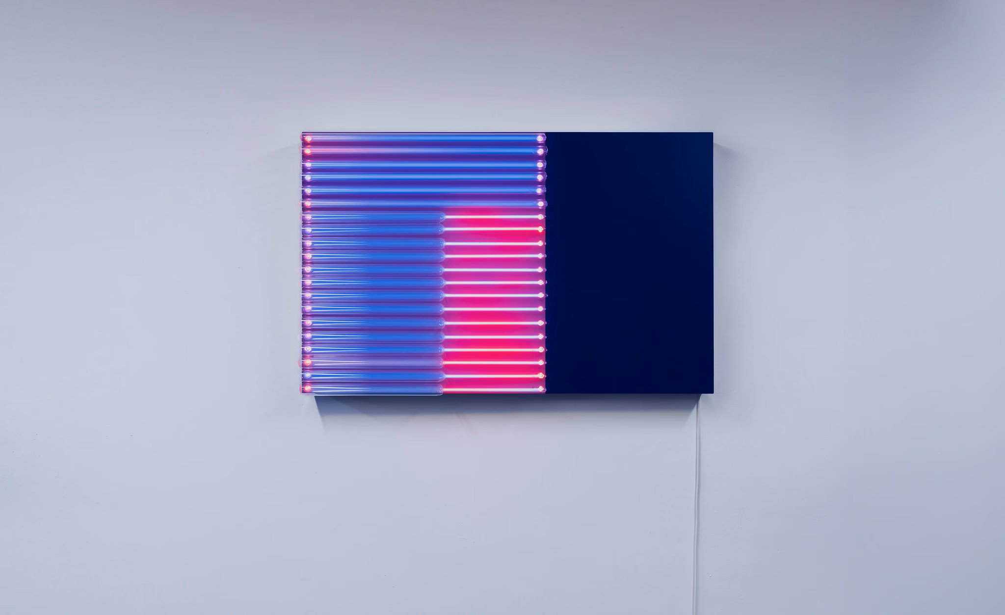 Neon, Between Two Worlds